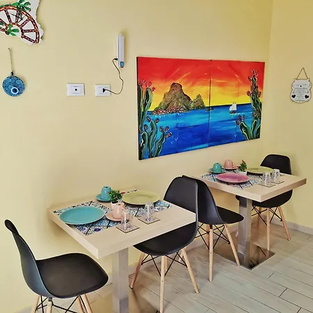 Casa Mizzica ホテル 3*